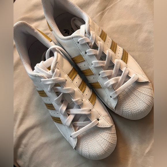 adidas Shoes - BNWB ADIDAS GOLD AND WHITE SUPERSTAR SNEAKERS